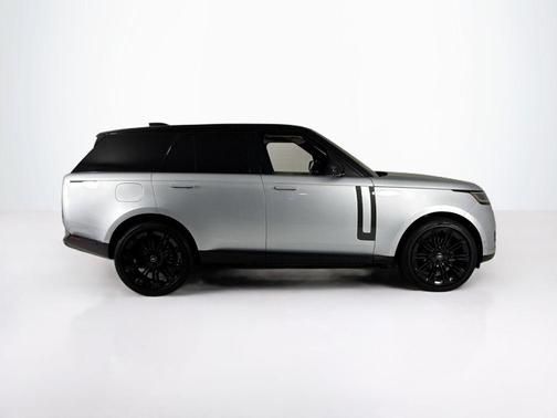 2023 Land Rover Range Rover P400 SE