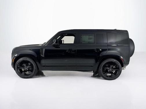 2025 Land Rover Defender P500 X-Dynamic SE