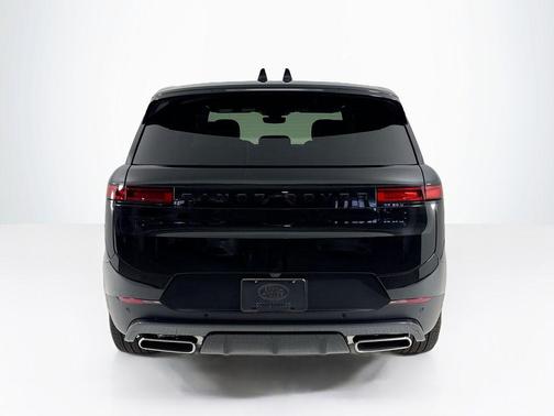 2025 Land Rover Range Rover Sport P360 SE
