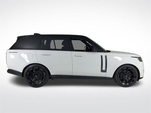 2025 Land Rover Range Rover P530 SE