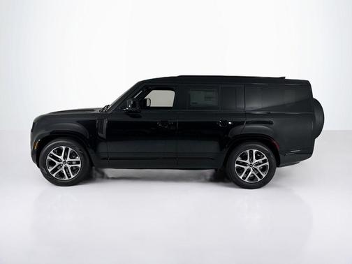 2025 Land Rover Defender P400 X-Dynamic SE