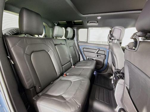 2025 Land Rover Defender P300