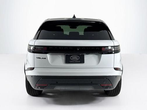 2026 Land Rover Range Rover Velar P400 Dynamic SE