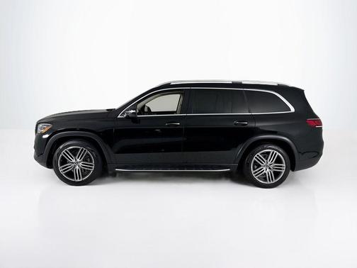 2023 Mercedes-Benz GLS 450 4MATIC