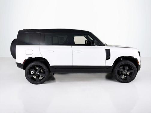 2025 Land Rover Defender P400 X-Dynamic SE