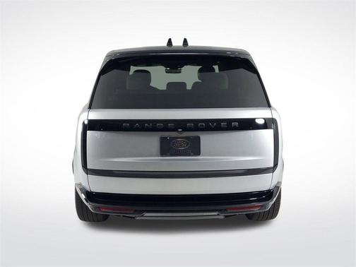 2025 Land Rover Range Rover P530 SE