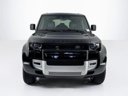 2025 Land Rover Defender P300
