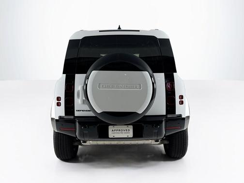 2025 Land Rover Defender P400 X-Dynamic SE