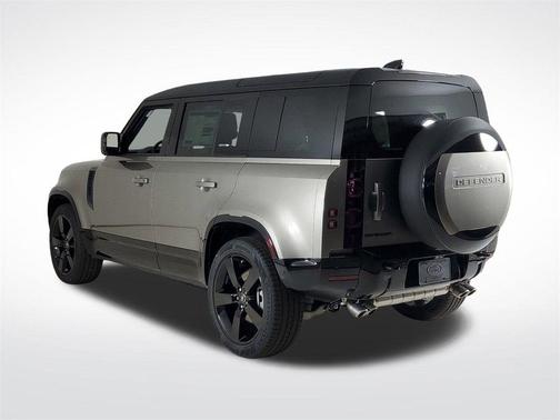 2025 Land Rover Defender P500 X-Dynamic SE