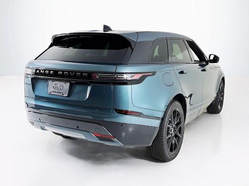 2026 Land Rover Range Rover Velar P250 Dynamic SE