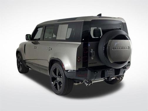 2025 Land Rover Defender P500 X-Dynamic SE