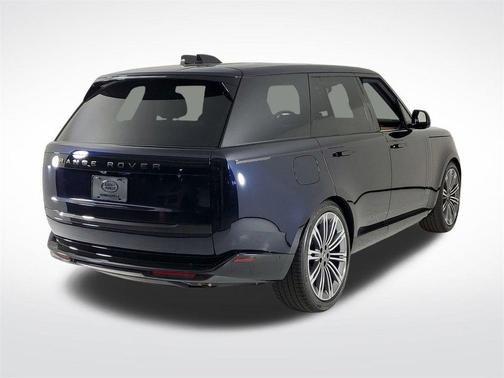 2025 Land Rover Range Rover P530 SE
