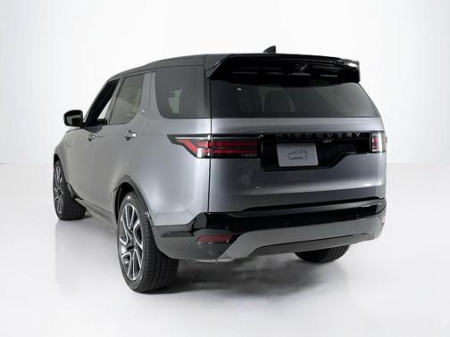 2025 Land Rover Discovery P360 Dynamic SE