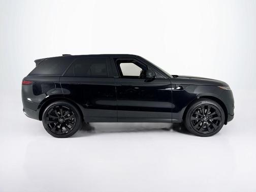 2025 Land Rover Range Rover Sport P360 SE