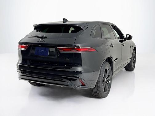 2026 Jaguar F-PACE P250 R-Dynamic S