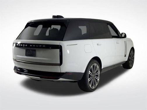2025 Land Rover Range Rover P400 SE 7 Seat