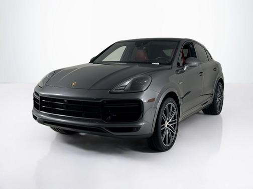 2022 Porsche Cayenne Turbo S