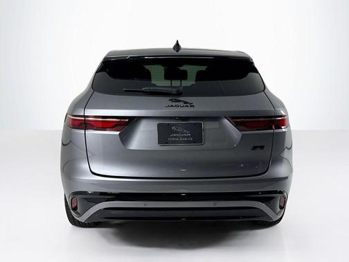 2026 Jaguar F-PACE P250 R-Dynamic S