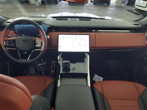 2025 Land Rover Range Rover Sport P635 SV Edition Two