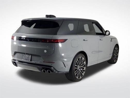 2025 Land Rover Range Rover Sport P635 SV Edition Two