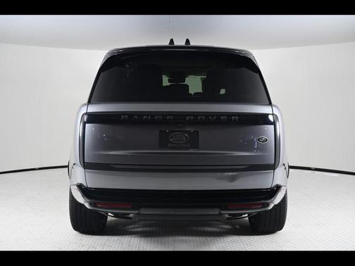 2023 Land Rover Range Rover P530 SE