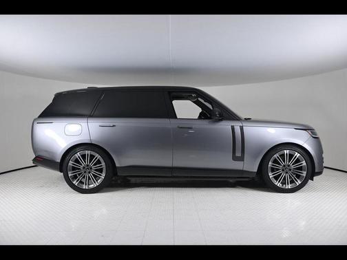 2023 Land Rover Range Rover P530 SE