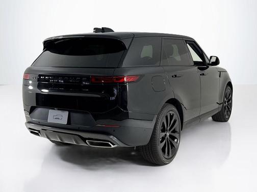 2025 Land Rover Range Rover Sport P360 SE