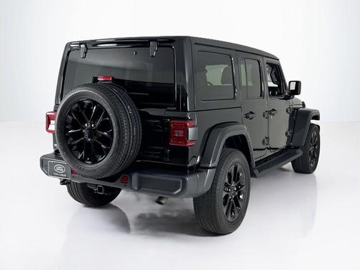 2021 Jeep Wrangler Unlimited Sahara Altitude