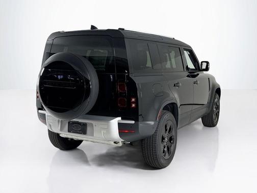 2025 Land Rover Defender P300