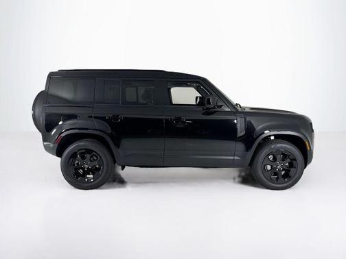 2025 Land Rover Defender P300