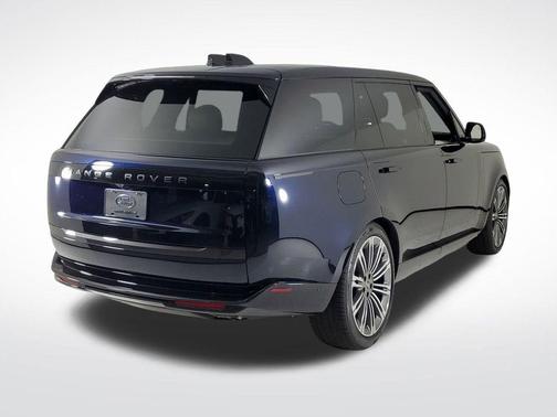 2025 Land Rover Range Rover P530 SE 7 Seat