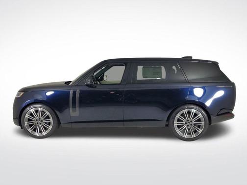 2025 Land Rover Range Rover P530 SE 7 Seat