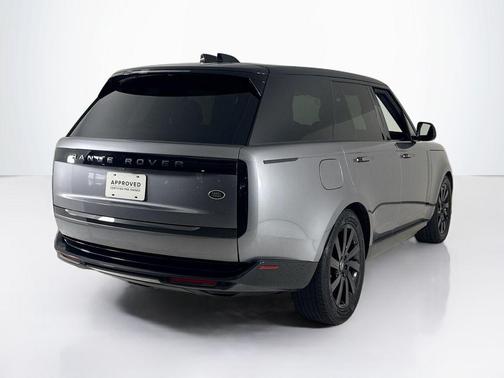 2023 Land Rover Range Rover P400 SE