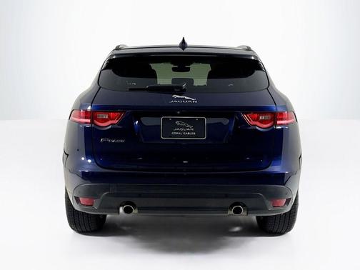 2019 Jaguar F-PACE 25t R-Sport