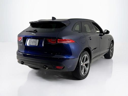 2019 Jaguar F-PACE 25t R-Sport