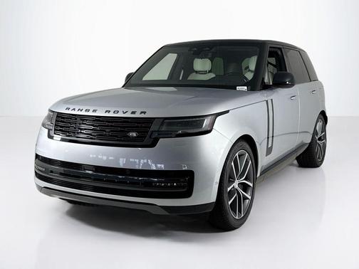 2025 Land Rover Range Rover P550e SE