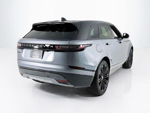 2026 Land Rover Range Rover Velar P250 Dynamic SE