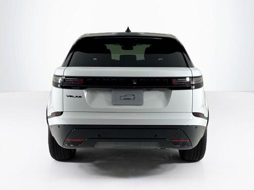 2026 Land Rover Range Rover Velar P250 Dynamic SE