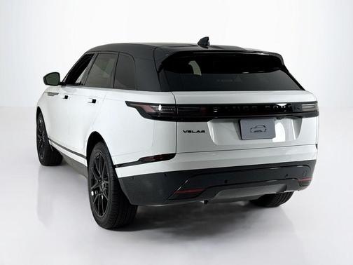 2026 Land Rover Range Rover Velar P250 Dynamic SE