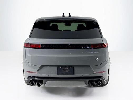 2025 Land Rover Range Rover Sport P635 SV Edition Two