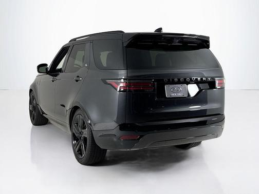 2024 Land Rover Discovery P360 Dynamic SE