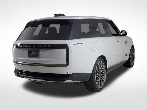 2025 Land Rover Range Rover P400 SE