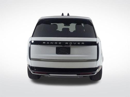 2025 Land Rover Range Rover P400 SE