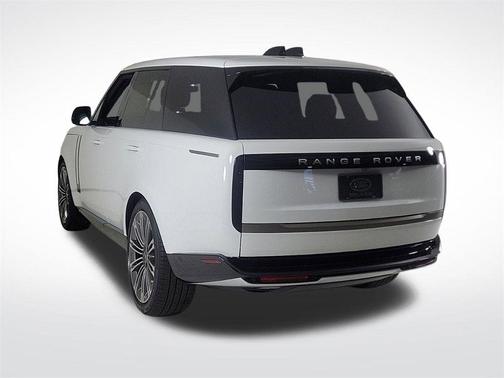 2025 Land Rover Range Rover P400 SE