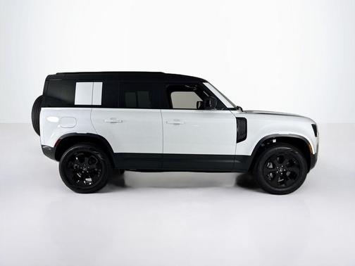 2025 Land Rover Defender P300