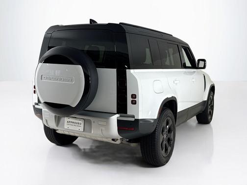2025 Land Rover Defender P400 S