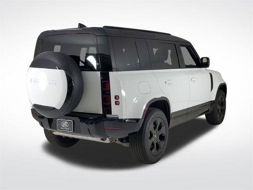 2025 Land Rover Defender P400 X-Dynamic SE
