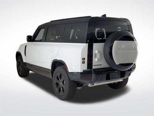 2025 Land Rover Defender P400 X-Dynamic SE