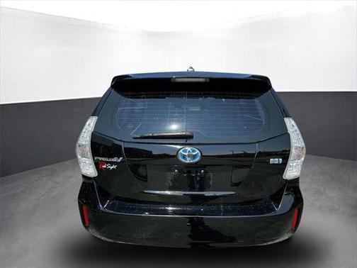 2012 Toyota Prius v Five