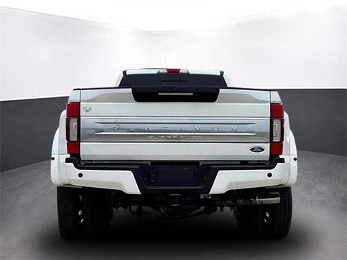 2022 Ford F-450 Platinum